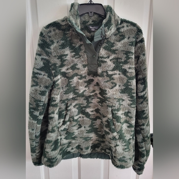Eddie Bauer Green Tonal Evolve Camo Sherpa Pemba Snap Pullover Size Medium NWT - Picture 1 of 10